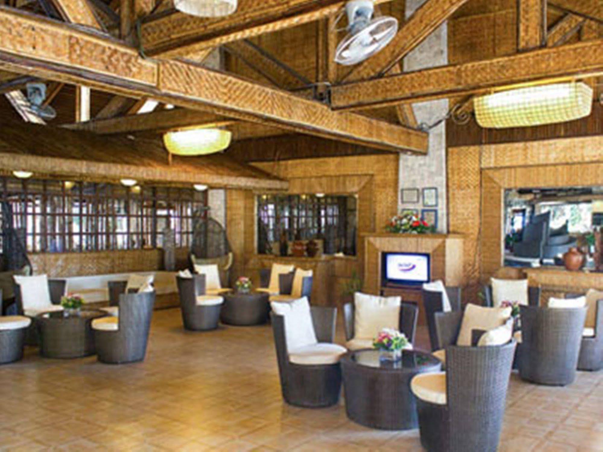 Matabungkay Beach Hotel Lian Kültér fotó